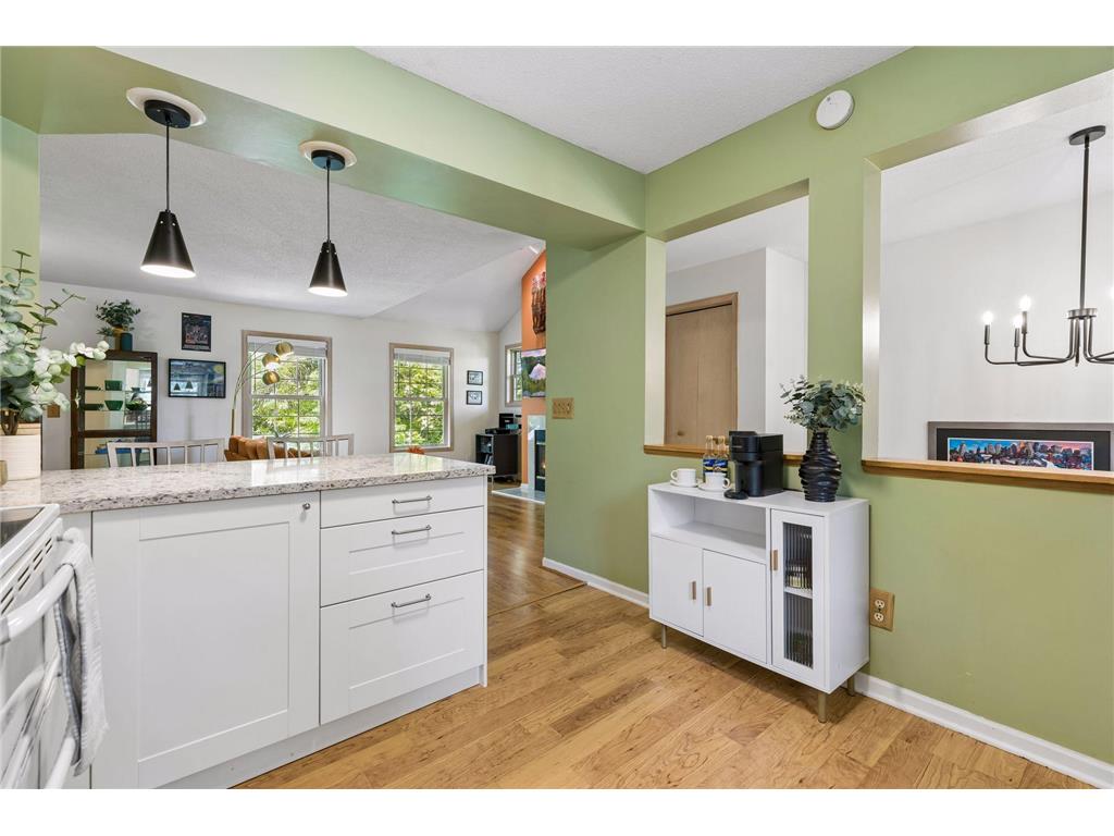 4902 Bayswater Road Minnetonka MN 55345 7067312 image22