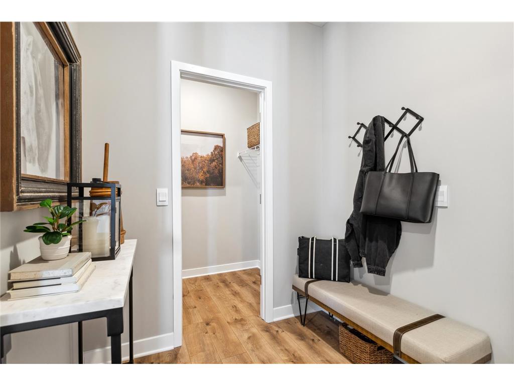 4902 Blake Way Woodbury MN 55129 6813000 image24