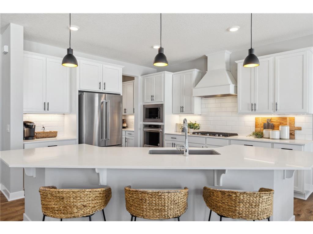 4902 Blake Way Woodbury MN 55129 6813000 image8