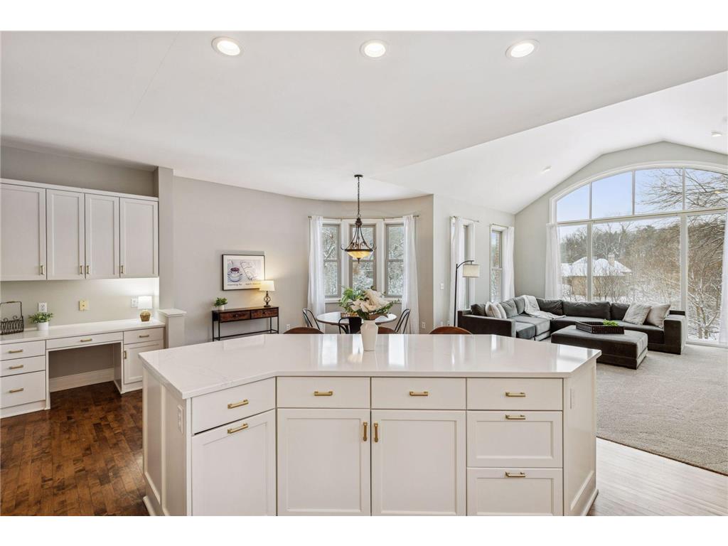 4902 Woodhurst Lane Minnetonka MN 55345 6821347 image18