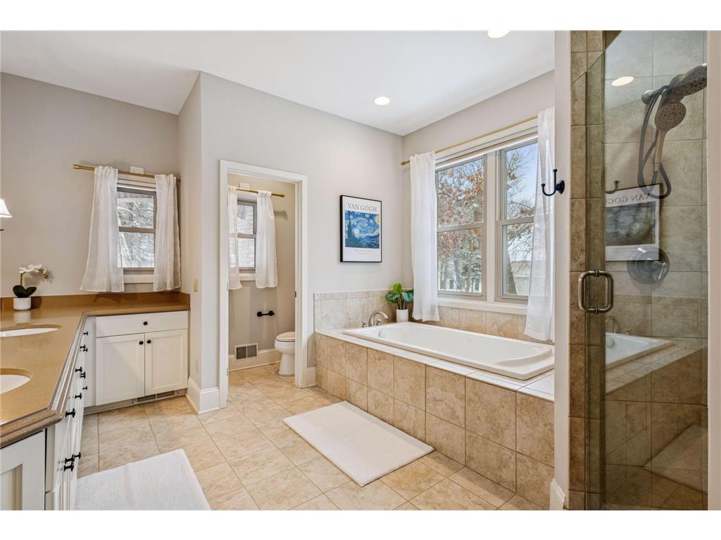 4902 Woodhurst Lane Minnetonka MN 55345 6821347 image32