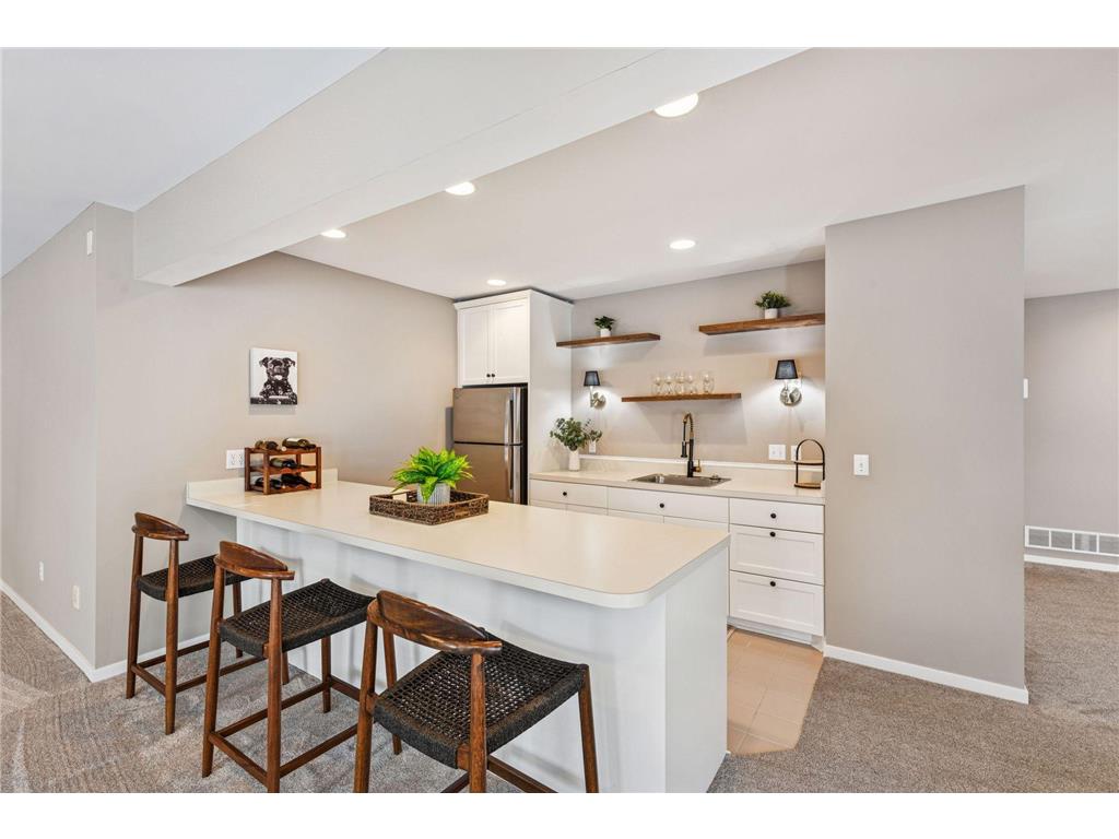 4902 Woodhurst Lane Minnetonka MN 55345 6821347 image40