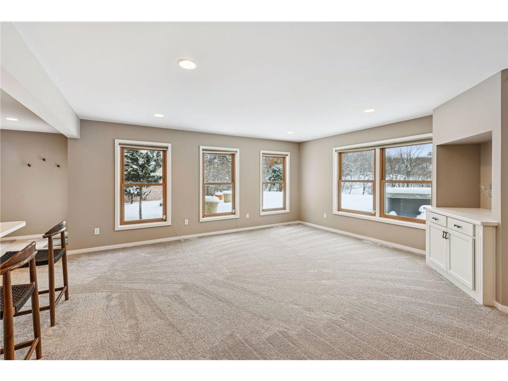 4902 Woodhurst Lane Minnetonka MN 55345 6821347 image42