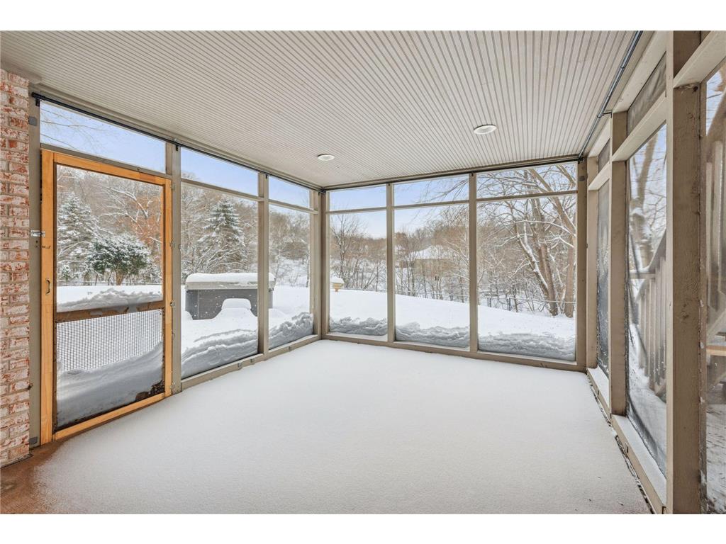 4902 Woodhurst Lane Minnetonka MN 55345 6821347 image44