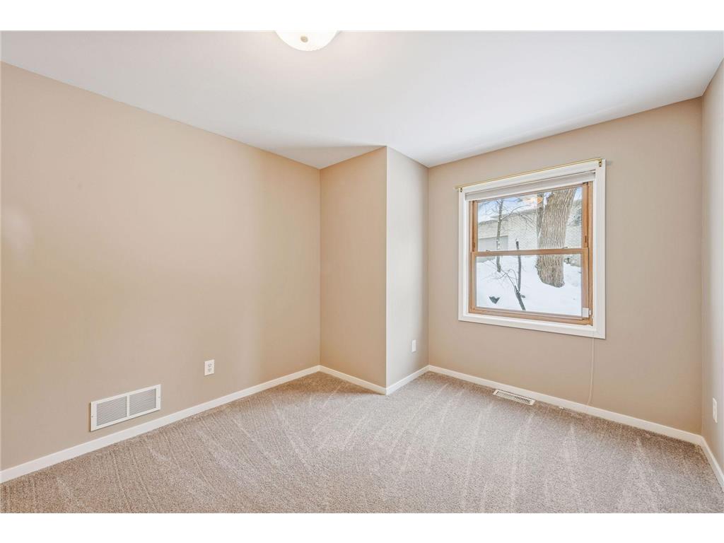 4902 Woodhurst Lane Minnetonka MN 55345 6821347 image50