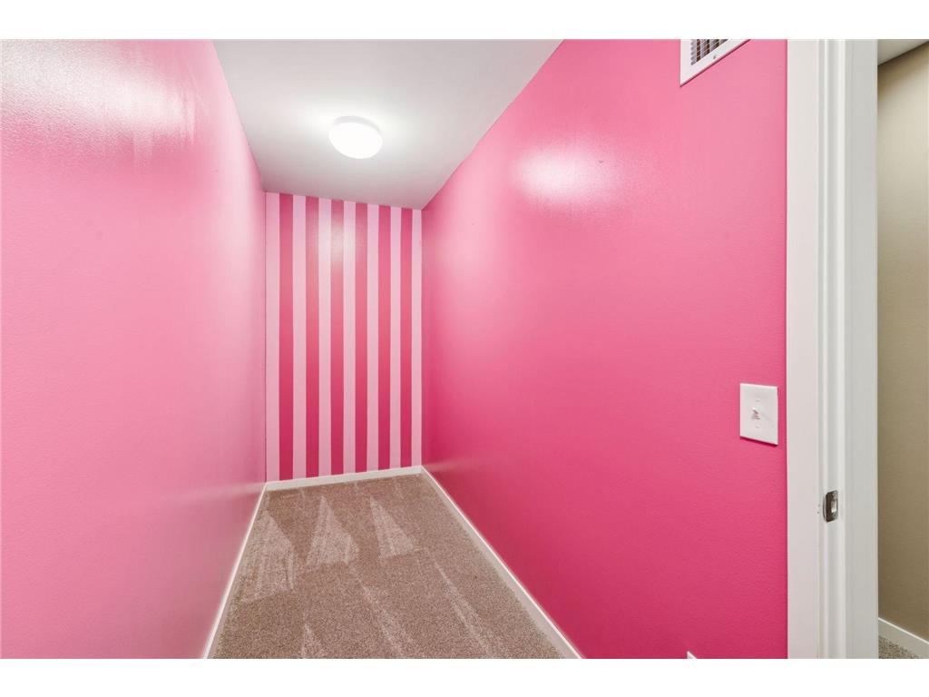 4902 Woodhurst Lane Minnetonka MN 55345 6821347 image57