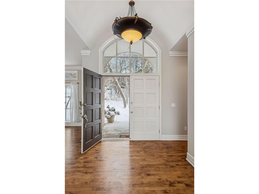 4902 Woodhurst Lane Minnetonka MN 55345 6821347 image7