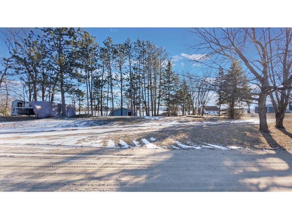 49038 Leaf River Trail, Henning, MN, 56551 MLS 8123792 Edina Realty