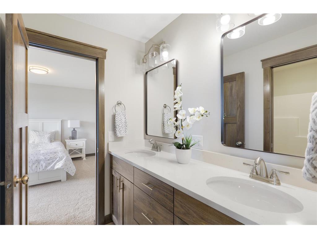 4906 130th Court NE Blaine MN 55449 7073468 image33