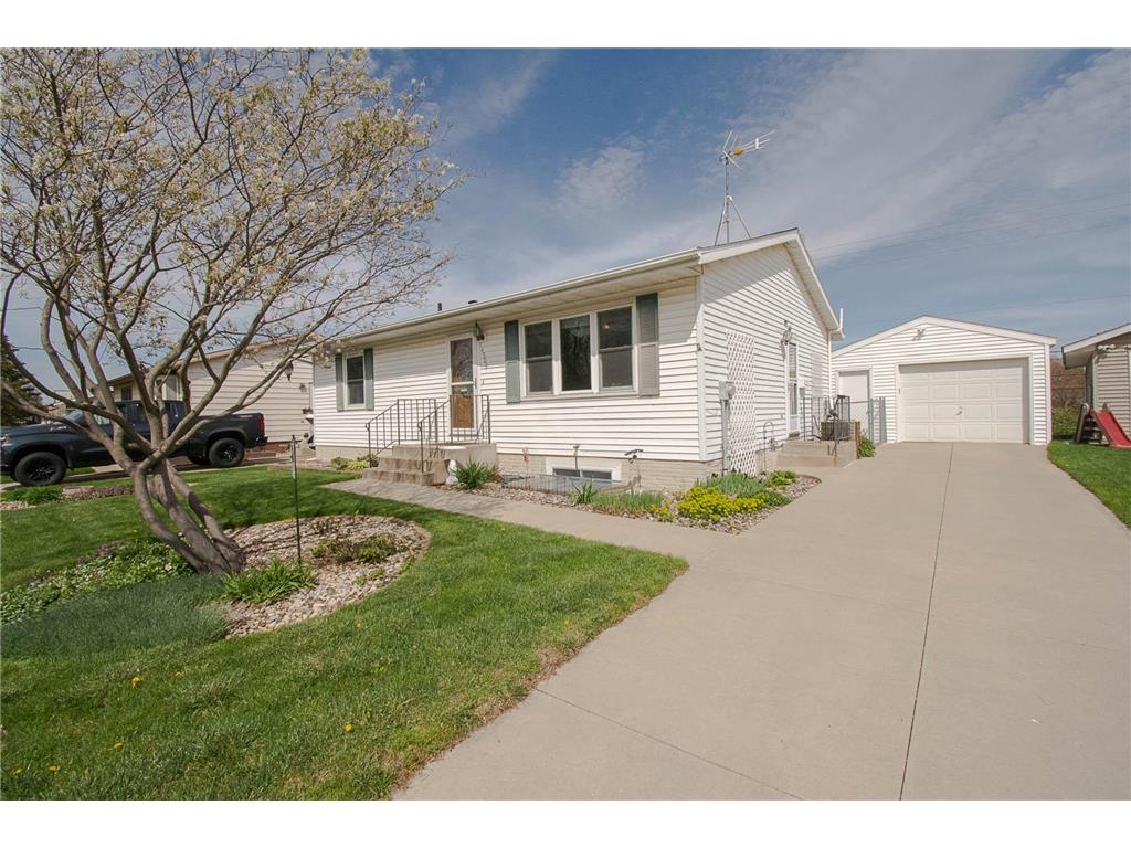 4906 18 1/2 Avenue NW Rochester MN 55901 7063261 image2