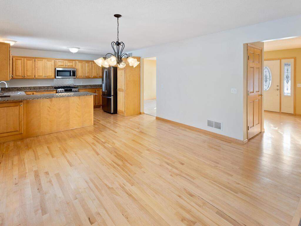 4907 170th Avenue NW Andover MN 55304 6820319 image23