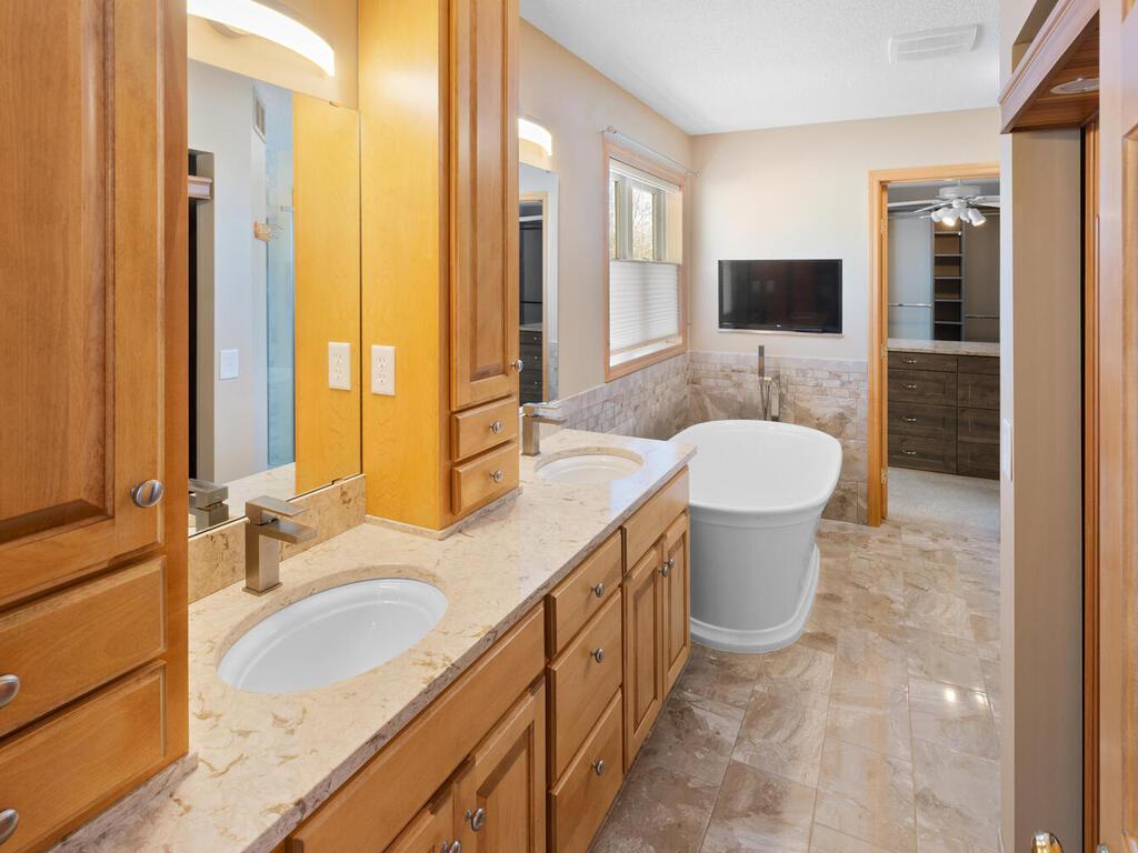 4907 170th Avenue NW Andover MN 55304 6820319 image44