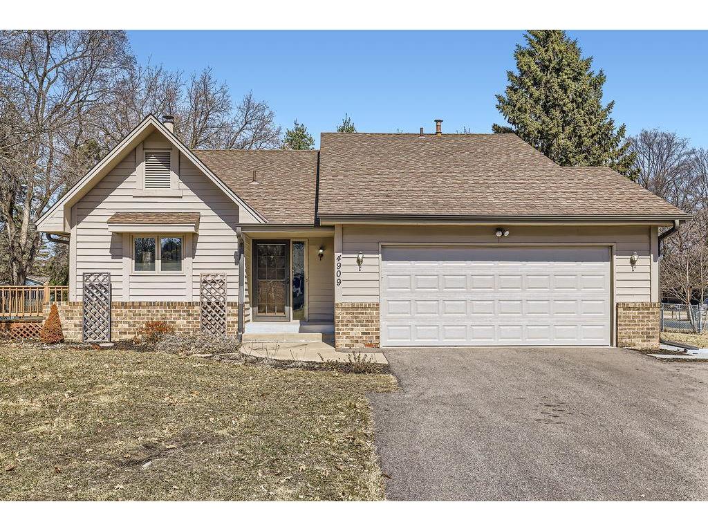 4909 106th Lane NE Blaine MN 55014 6687111 image1
