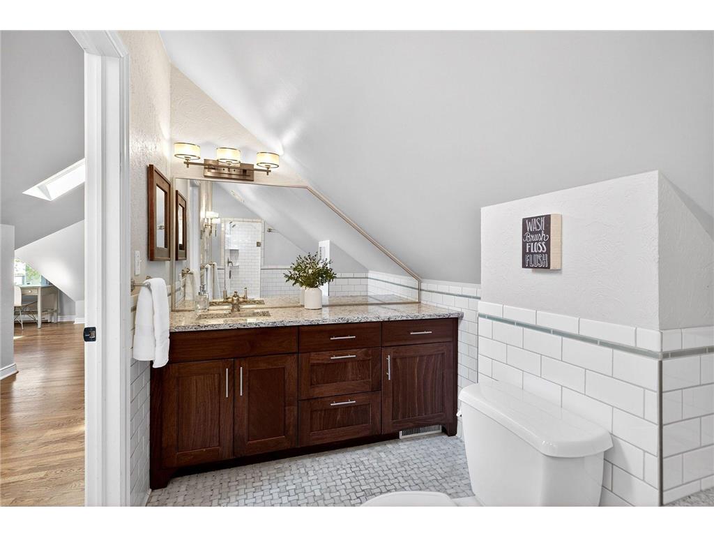 4909 Knox Avenue S Minneapolis MN 55419 7072739 image20