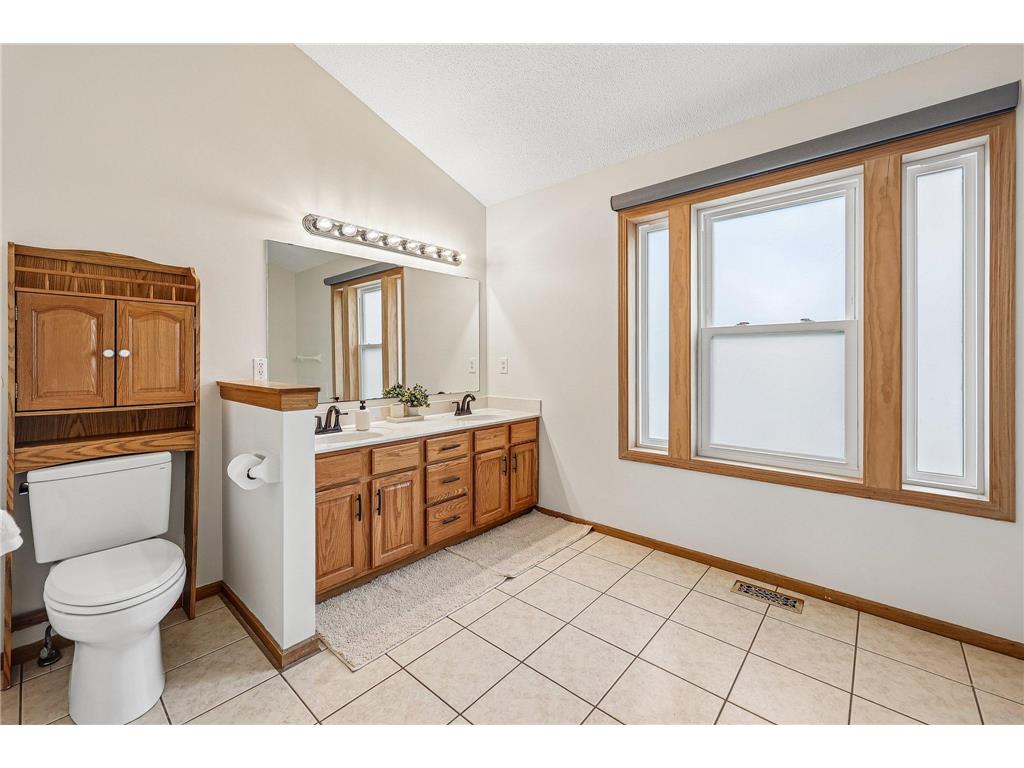 4909 Rusten Rd Eagan MN 55122 7068037 image28