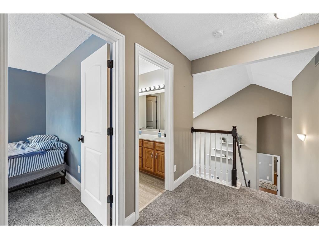 4909 Rusten Rd Eagan MN 55122 7068037 image36