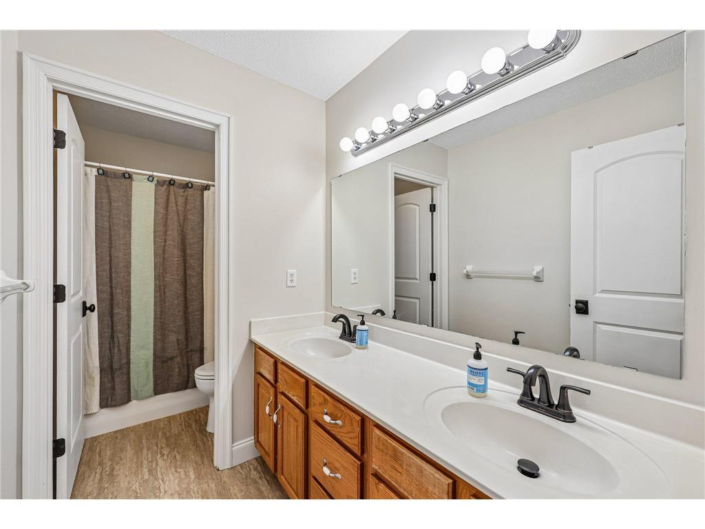 4909 Rusten Rd Eagan MN 55122 7068037 image37
