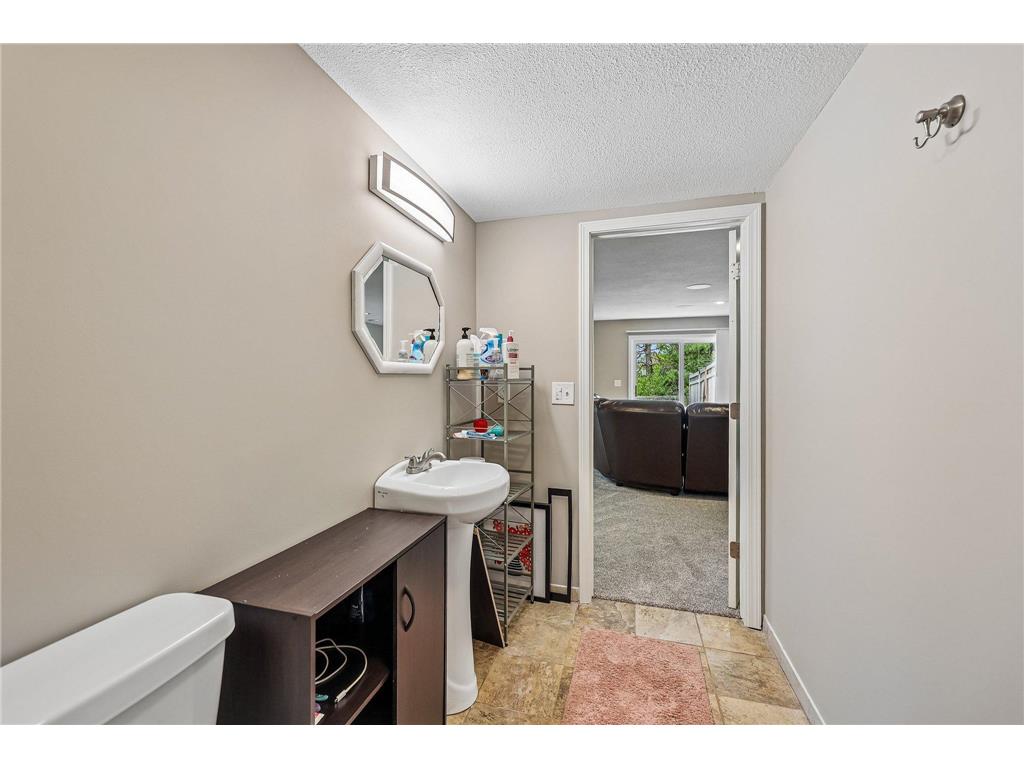 4909 Rusten Rd Eagan MN 55122 7068037 image45