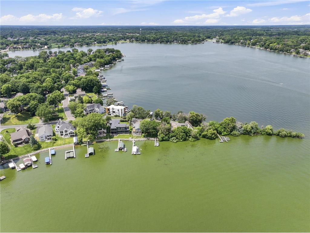 4909 Three Points Boulevard Mound MN 55364 - Lake Minnetonka 7102974 image5