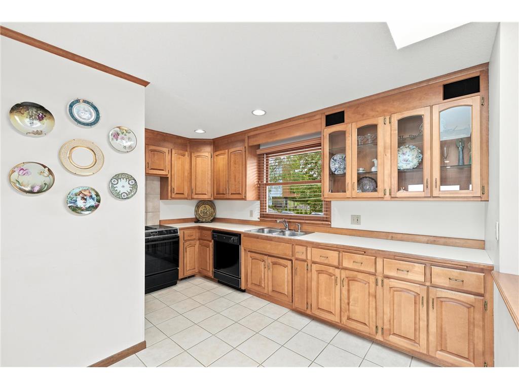 4909 Three Points Boulevard Mound MN 55364 - Lake Minnetonka 7102974 image6