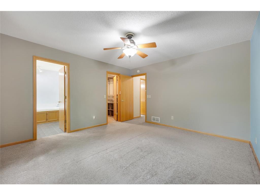 4909 W 150th Street Savage MN 55378 7091003 image27