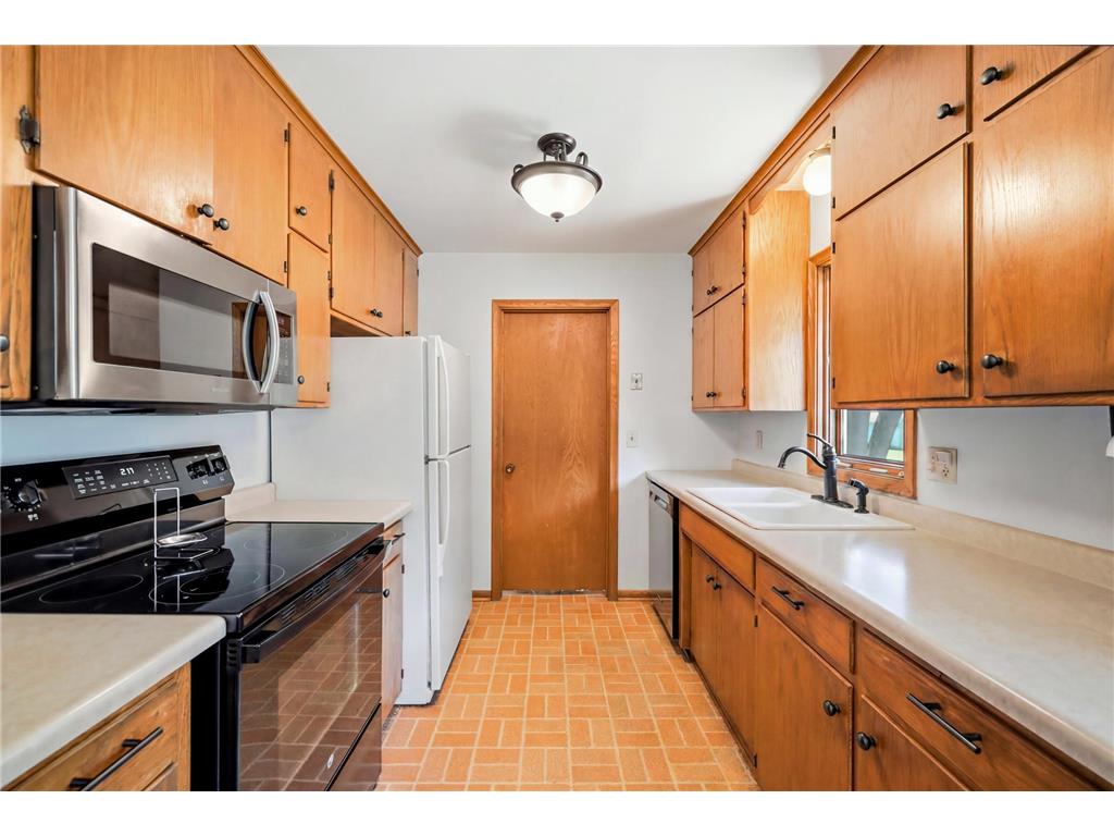 4909 Wisconsin Avenue N New Hope MN 55428 7097040 image11
