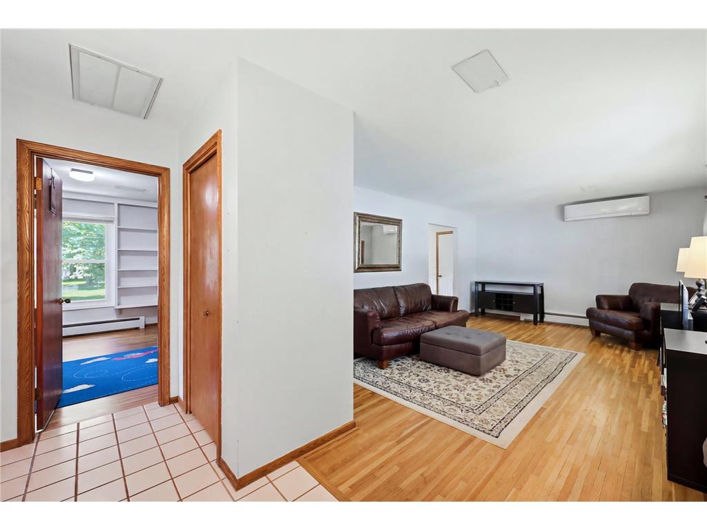 4909 Wisconsin Avenue N New Hope MN 55428 7097040 image13