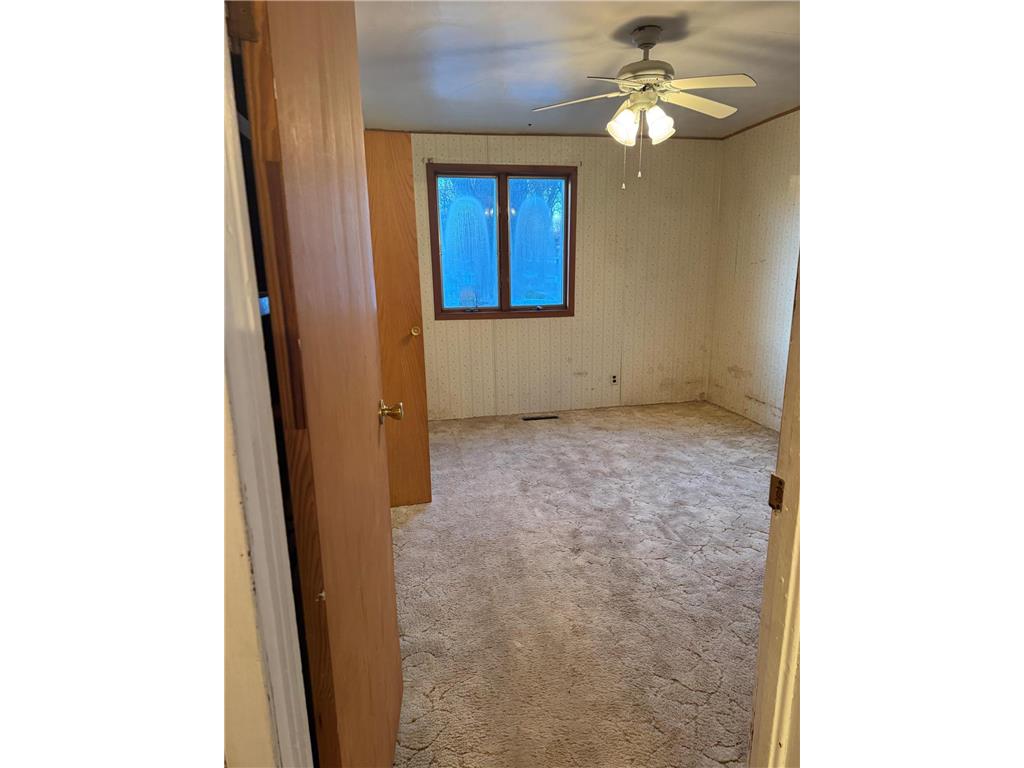 491 3rd Avenue SE Wells MN 56097 7008424 image24