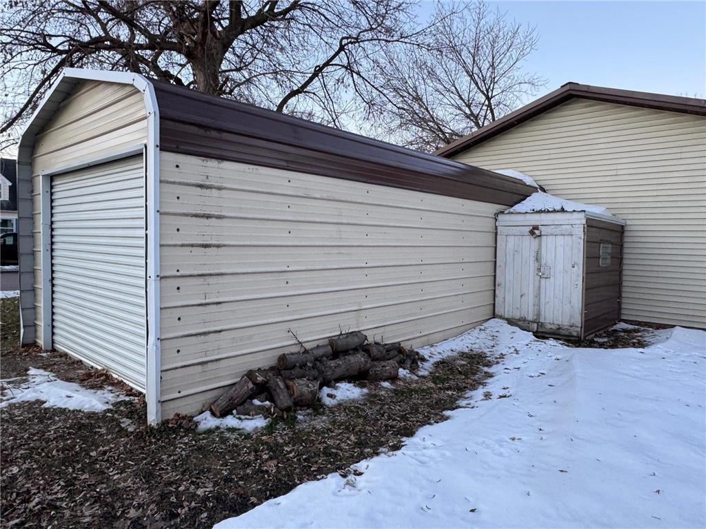 491 3rd Avenue SE Wells MN 56097 7008424 image4