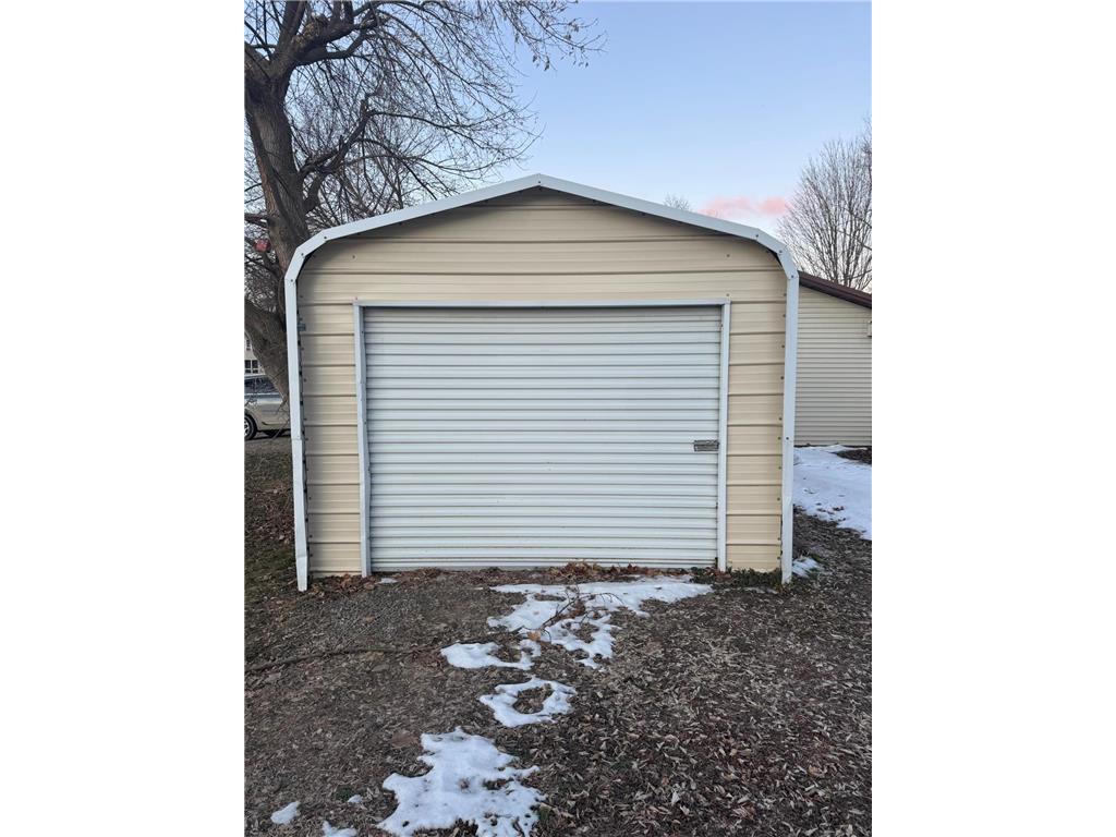 491 3rd Avenue SE Wells MN 56097 7008424 image5