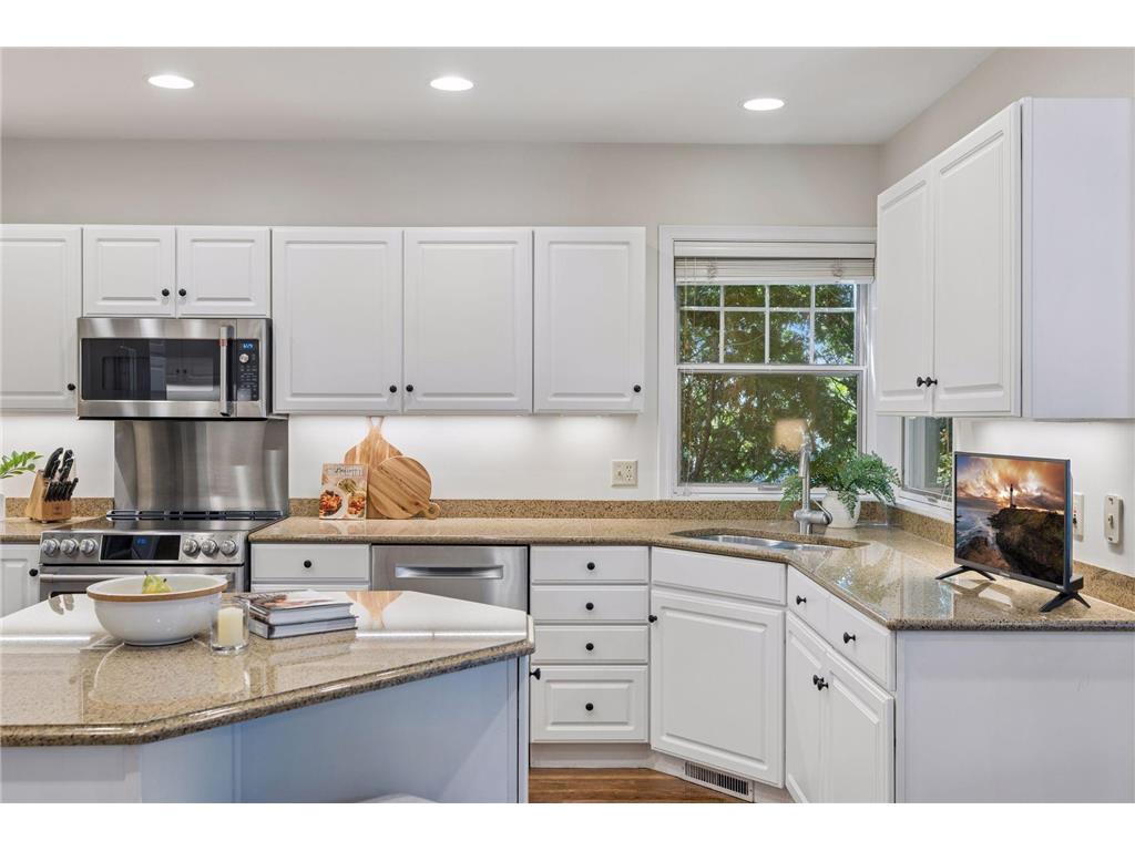 491 Harbor Court Shoreview MN 55126 7107086 image12