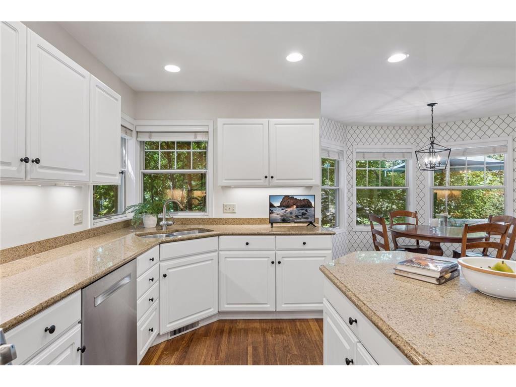 491 Harbor Court Shoreview MN 55126 7107086 image14