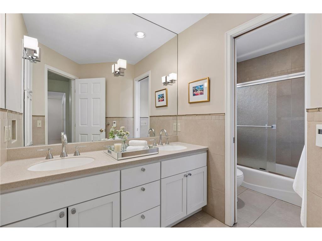 491 Harbor Court Shoreview MN 55126 7107086 image25