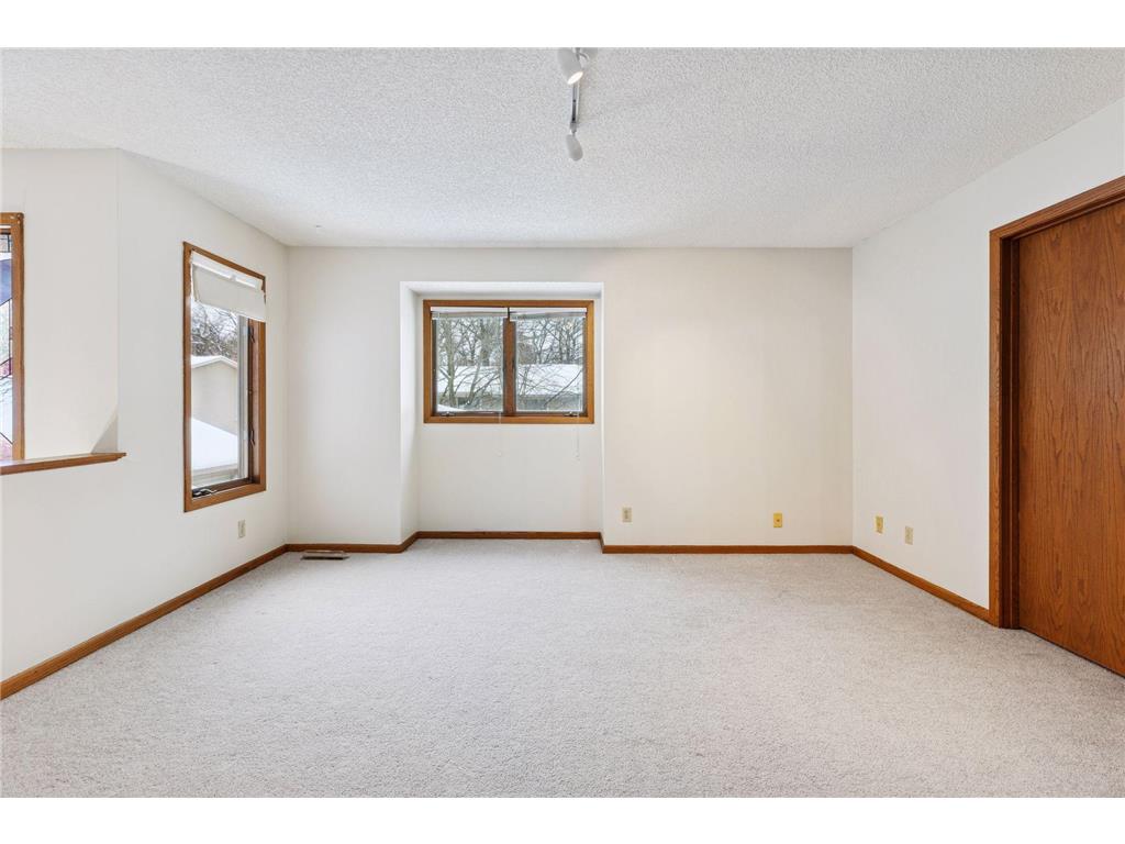 491 Sterling Street S Maplewood MN 55119 7019853 image13