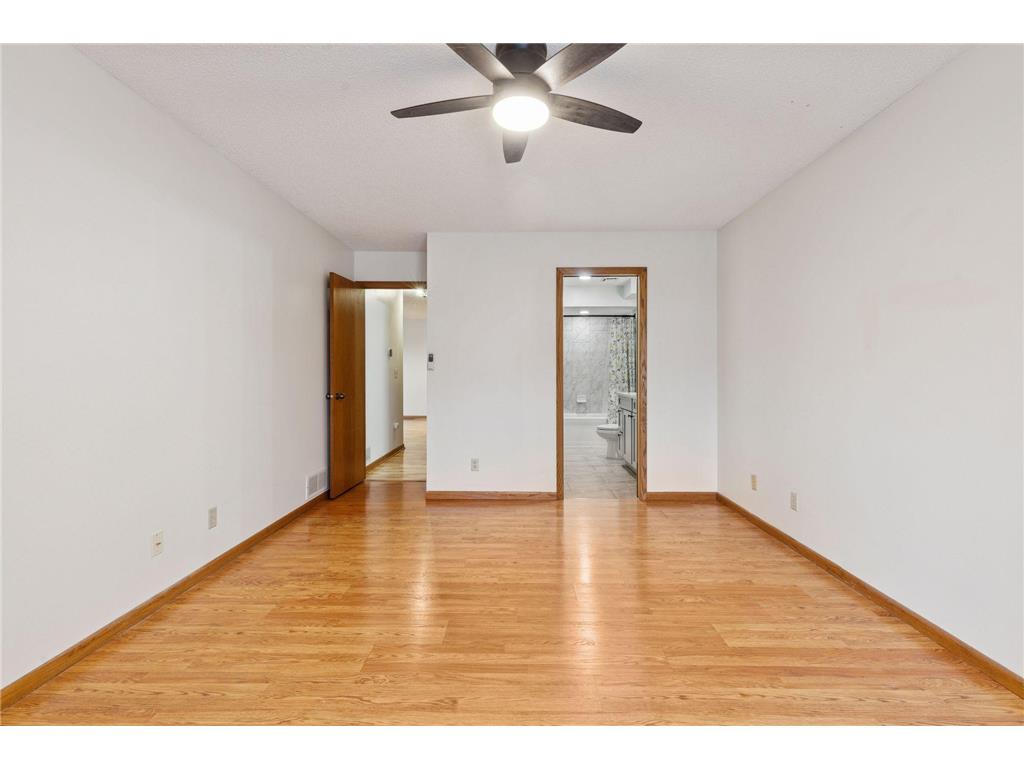 491 Sterling Street S Maplewood MN 55119 7019853 image22