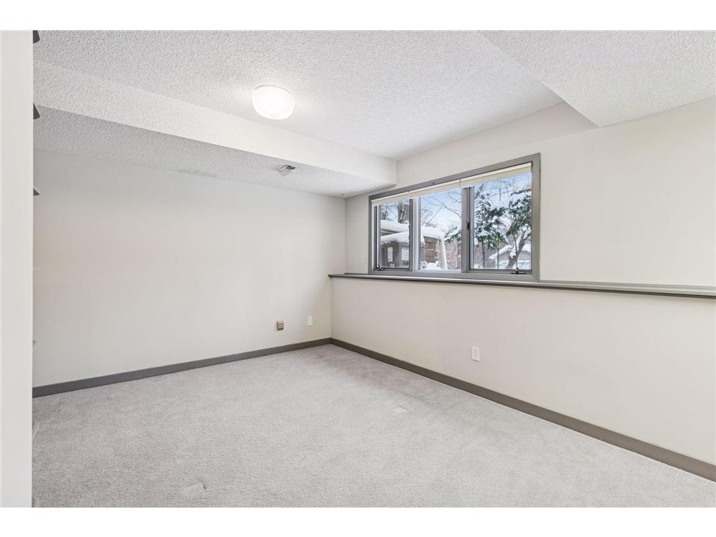 491 Sterling Street S Maplewood MN 55119 7019853 image30