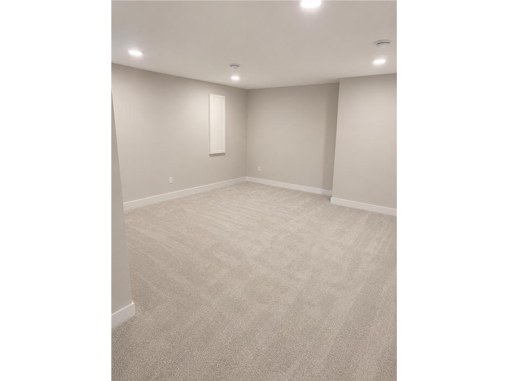 4911 127th Lane NE Blaine MN 55449 7071145 image20