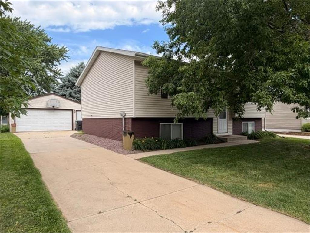 4911 22nd Avenue NW Rochester MN 55901 7091441 image1