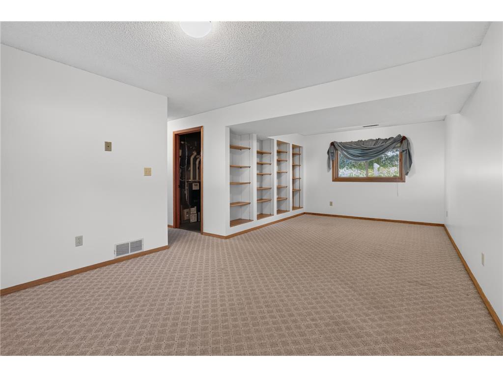 4911 22nd Avenue NW Rochester MN 55901 7091441 image29