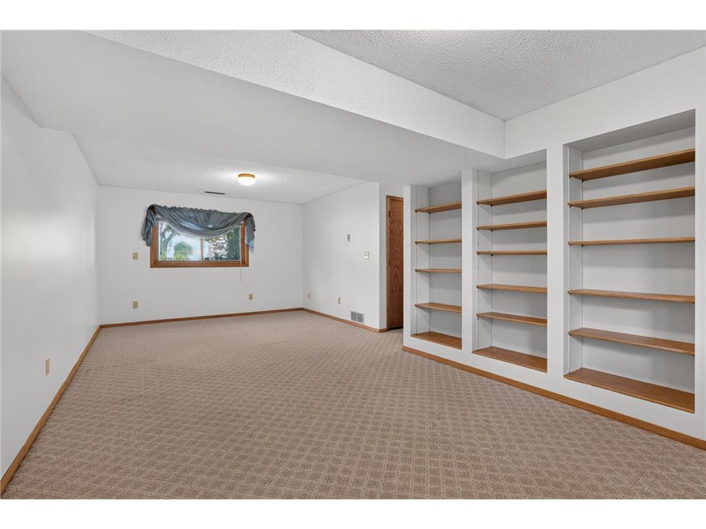 4911 22nd Avenue NW Rochester MN 55901 7091441 image30