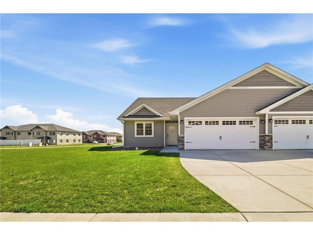 4911 Field Crest Lane Eau Claire WI 54701 7060834 image1