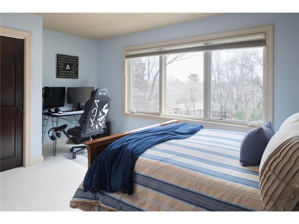 4913 W Sunnyslope Road Edina MN 55424 7029527 image32