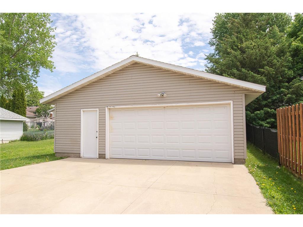 4914 25th Avenue NW Rochester MN 55901 7076697 image2