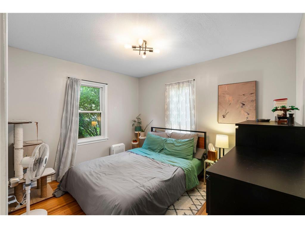 4914 Oliver Avenue N Minneapolis MN 55430 6752112 image12