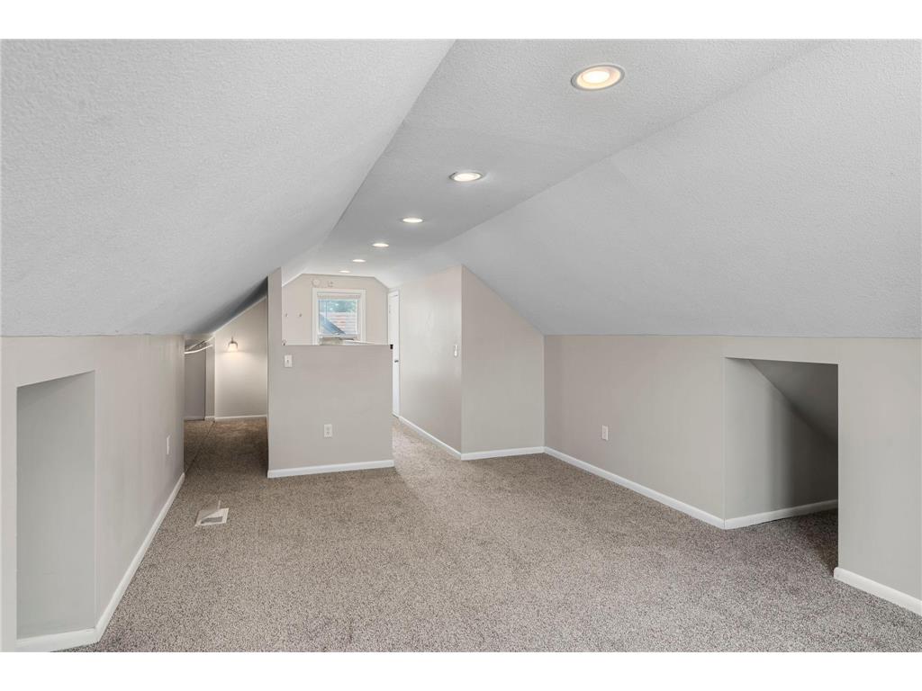 4914 Oliver Avenue N Minneapolis MN 55430 6752112 image17