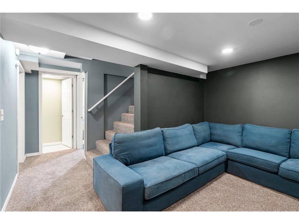 4914 Oliver Avenue N Minneapolis MN 55430 6752112 image22