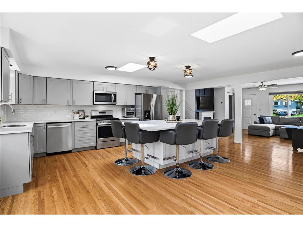4916 Overlook Drive Bloomington MN 55437 7060289 image12