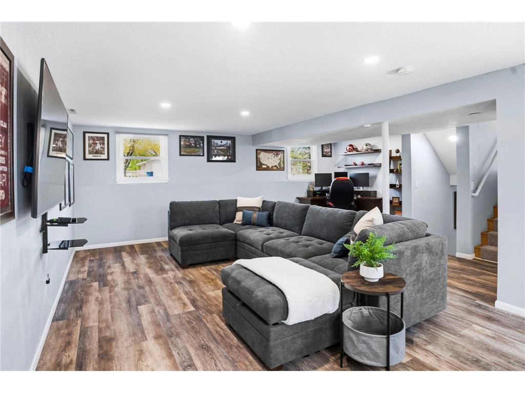 4916 Overlook Drive Bloomington MN 55437 7060289 image25