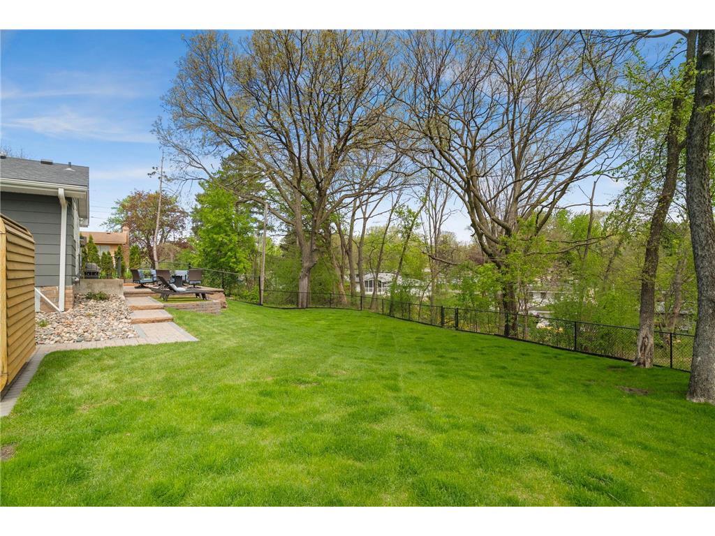 4916 Overlook Drive Bloomington MN 55437 7060289 image41