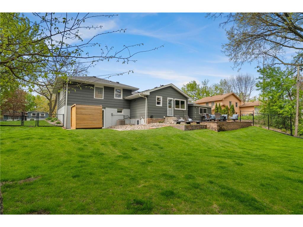 4916 Overlook Drive Bloomington MN 55437 7060289 image42